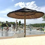 4 étoiles - Piscine - Eehi00 Campeggio Aubigny (Vendee)