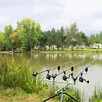 Zecamping 4 Familial Animaux Acceptes Anime Parc Aquatique 4* Aubigny (Vendee)