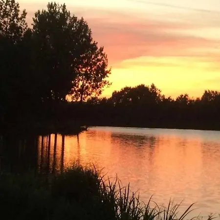 4 Etoiles - Piscine - Eehi00 Campsite *