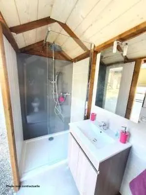 4 Etoiles - Piscine - Eehi00