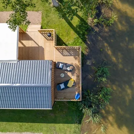 4 Etoiles - Piscine - Eehi00 *