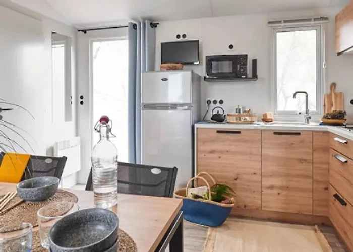 4 Etoiles - Piscine - Eehi00